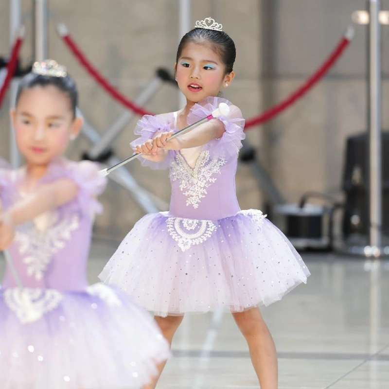 Dream Baton Twirlersのメンバーの集合写真